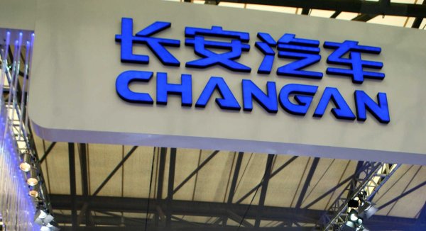 牛博士 鹏鼎控股：投资80亿元建设淮安产业园 为AI应用市场提供全方位PCB解决方案